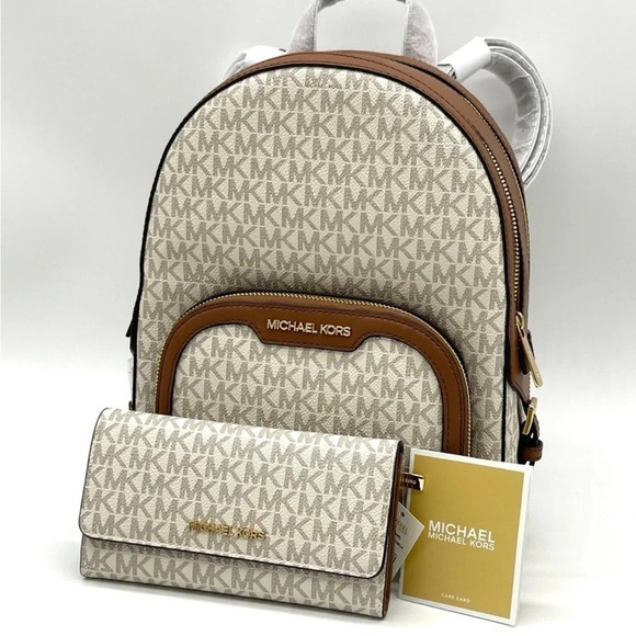 Michael Kors Jaycee Medium Zip Packet Backpack & LG Trifold Wallet Vanilla (NWT) - Picture 2 of 13